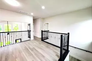 1063 Ferguson Way, Houston, TX 77088 - Photo 9