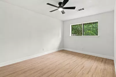3931 Tiffany Drive, Houston, TX 77045 - Photo 19