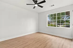 3931 Tiffany Dr, Houston, TX 77045 - Photo 13