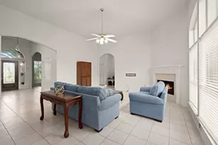 3903 Crystal Lake Circle S, Pearland, TX 77584 - Photo 9