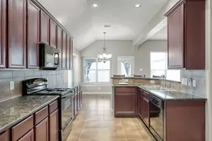 3659 Windswept Dr, Montgomery, TX 77356 - Photo 5