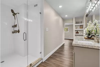 1810 N Red Cedar Circle, The Woodlands, TX 77380 - Photo 31