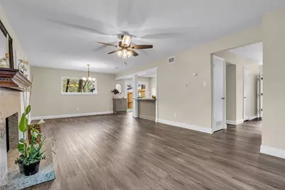 1810 N Red Cedar Circle, The Woodlands, TX 77380 - Photo 15