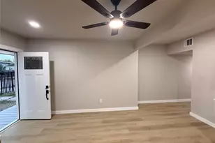 5238 Pease St, Houston, TX 77023 - Photo 7