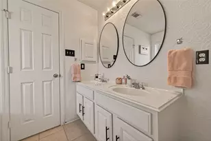 4146 Mt Everest Way, Katy, TX 77449 - Photo 15
