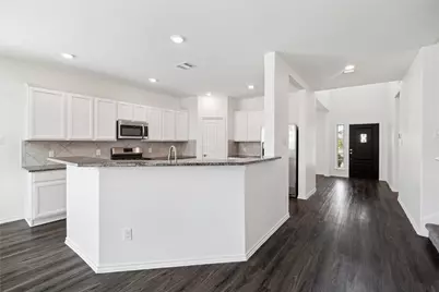 9310 Victoria Valley Court, Houston, TX 77365 - Photo 13