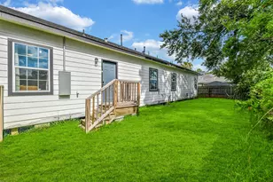 7119 Palestine St, Houston, TX 77020 - Photo 17