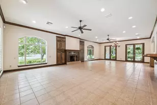 5400 W Bayshore Dr, Bacliff, TX 77518 - Photo 13