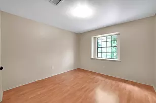 83 Summer Crest Cir, The Woodlands, TX 77381 - Photo 13
