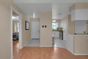 83 Summer Crest Cir, The Woodlands, TX 77381 - Photo 5