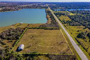 9702 Monticello Dr, Texas City, TX 77591 - Photo 1