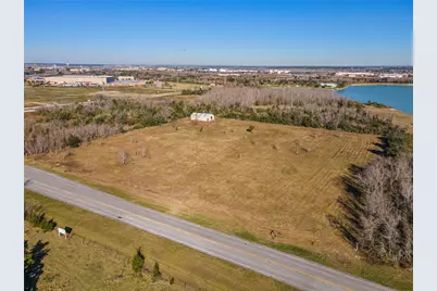 9702 Monticello Drive, Texas City, TX 77591 - Photo 3