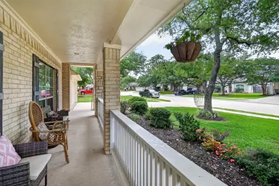 1110 Carriage Court, Seabrook, TX 77586 - Photo 5