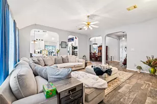 1110 Carriage Ct, Seabrook, TX 77586 - Photo 17