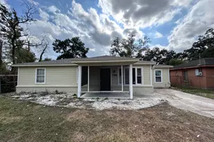 7918 Woodlyn Rd, Houston, TX 77028 - Photo 1