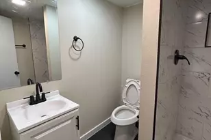 7918 Woodlyn Rd, Houston, TX 77028 - Photo 25