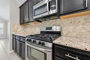 11015 Walts Run Ln, Cypress, TX 77433 - Photo 17