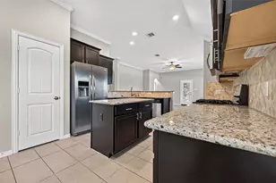 11015 Walts Run Ln, Cypress, TX 77433 - Photo 15
