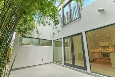 815 Alexander Street, Houston, TX 77007 - Photo 9