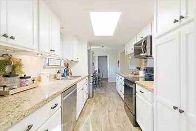 3809 Wingtail Way, Pearland, TX 77584 - Photo 11