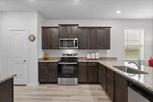 10722 Millet Ct, Richmond, TX 77469 - Photo 11