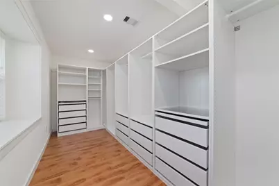 1626 Conrad Sauer Drive, Houston, TX 77043 - Photo 35