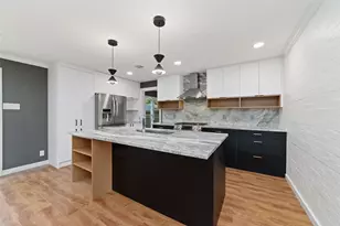 1626 Conrad Sauer Dr, Houston, TX 77043 - Photo 17