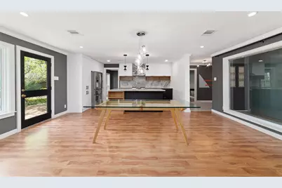 1626 Conrad Sauer Drive, Houston, TX 77043 - Photo 13