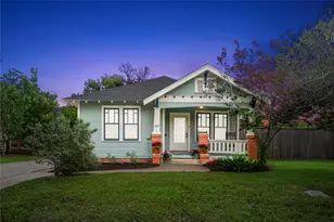 907 Clinton St, Brenham, TX 77833 - Photo 1