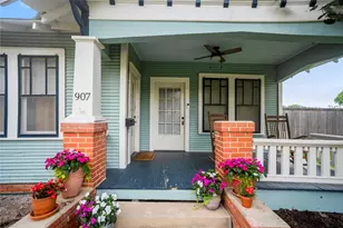 907 Clinton St, Brenham, TX 77833 - Photo 5
