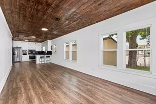 1138 Fannin St, Columbus, TX 78934 - Photo 3