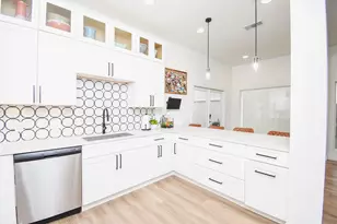 624 N Eldridge Pkwy, Houston, TX 77079 - Photo 17