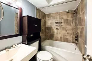 12633 Memorial Dr, Houston, TX 77024 - Photo 11