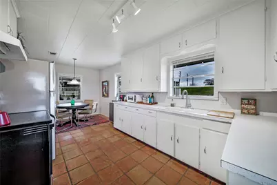 9252 Fm 949, Cat Spring, TX 78933 - Photo 9