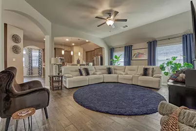 17015 Ash Leaf Way, Conroe, TX 77385 - Photo 5