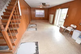 2502 Peach Ln, Pasadena, TX 77502 - Photo 9