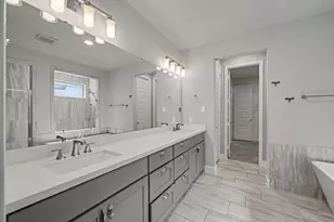 219 Sunrise Canvas Dr, Conroe, TX 77318 - Photo 23