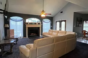 4508 Park Shadow Dr, Baytown, TX 77521 - Photo 9