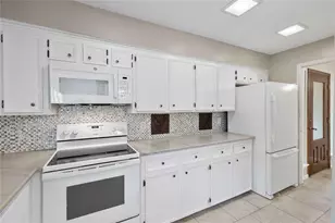 8009 Rebawood Dr, Humble, TX 77346 - Photo 17