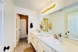 11927 W Vita Cir, Houston, TX 77070 - Photo 21