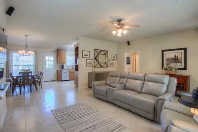 824 Cherry Hills Drive, Huntsville, TX 77340 - Photo 3