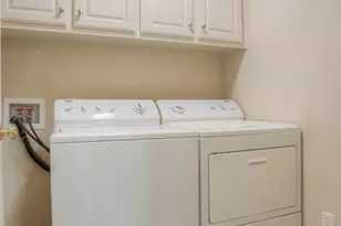 824 Cherry Hills Dr, Huntsville, TX 77340 - Photo 27