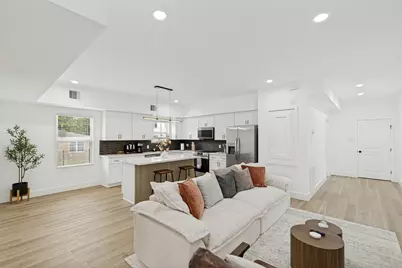 801 E 32nd 1/2 Street #B, Houston, TX 77022 - Photo 21