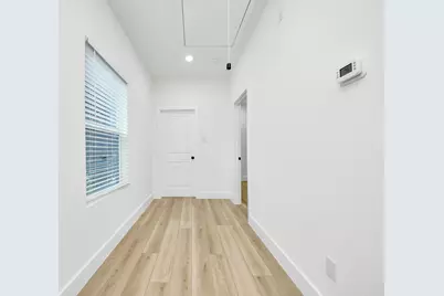 801 E 32nd 1/2 Street #B, Houston, TX 77022 - Photo 29