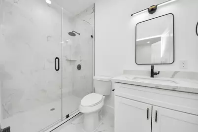 801 E 32nd 1/2 Street #B, Houston, TX 77022 - Photo 33