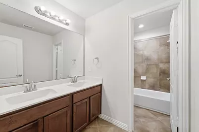 9518 Franklin Drive, Mont Belvieu, TX 77523 - Photo 23