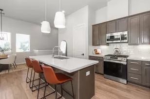 816 Sienna Palm Ln, Houston, TX 77008 - Photo 5