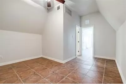1318 Peden Street #D, Houston, TX 77006 - Photo 25
