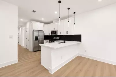 9210 Caddo Road, Houston, TX 77078 - Photo 5