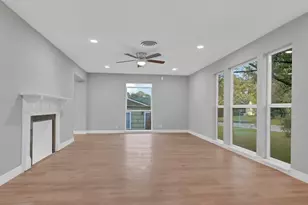 1930 Ave P, Huntsville, TX 77340 - Photo 11